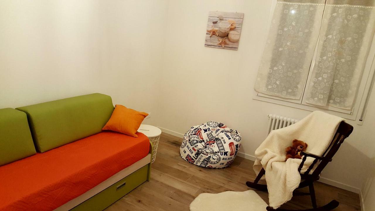卡斯泰纳索A Casa Di Elsa公寓 外观 照片